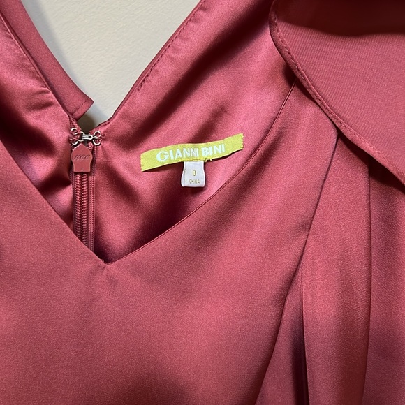 Gianni Bini Raffi Ruffle Dress - Picture 4 of 4